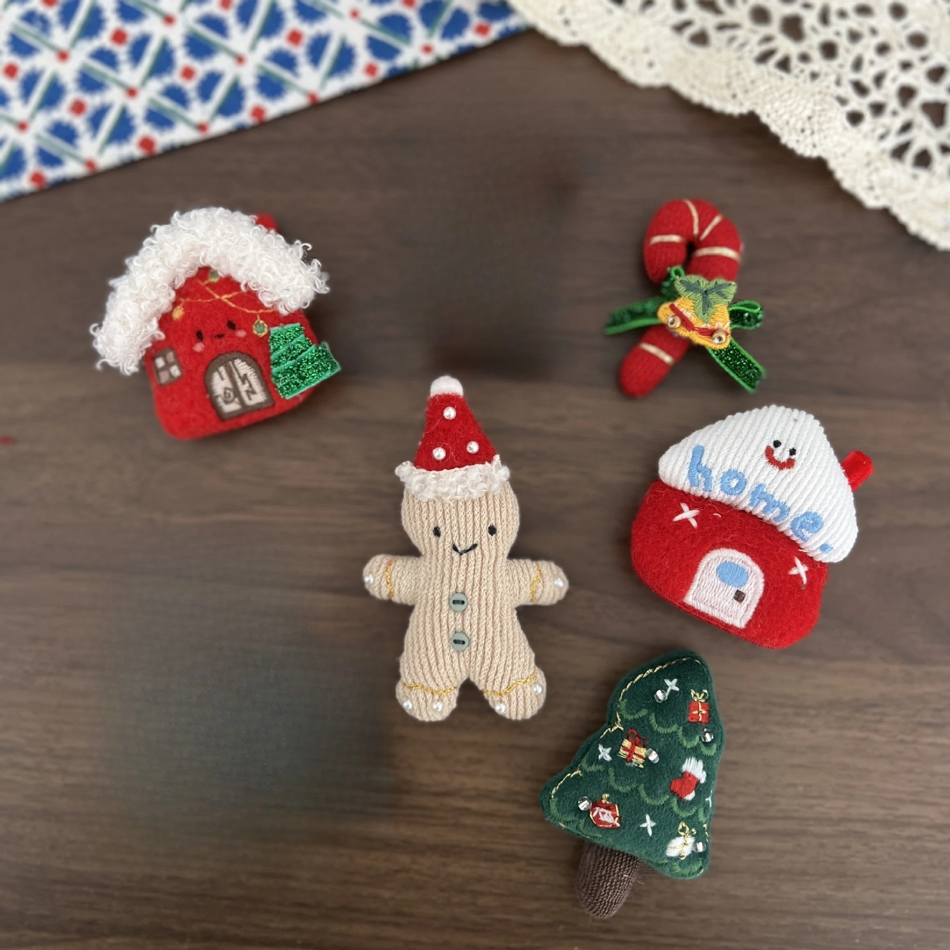 Brooch Pin DIY Christmas Cotton Filled Cartoon House Tree Candy Bag Pendant Semi Finished Material Cute Accessory Lightweight