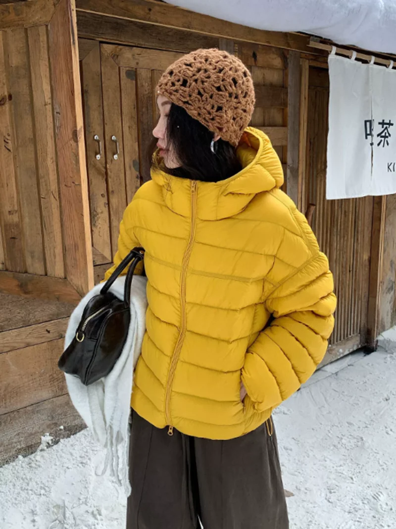 

Women's Winter Thickened Cotton Jacket Hooded Lightweight Fashionable Warm Coat Long Sleeve Regular Type Female Outerwear