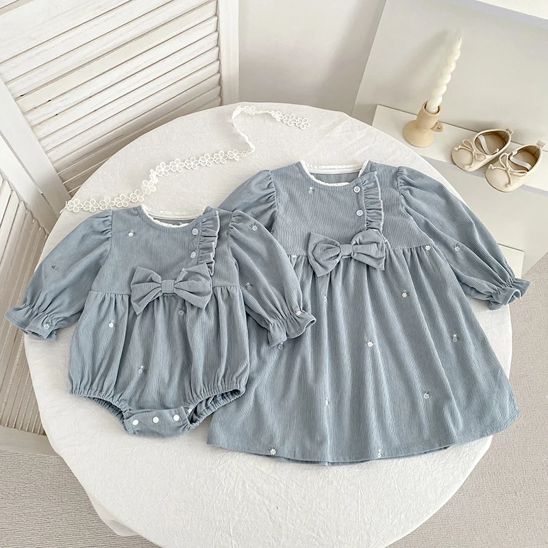 Baby-Strampler aus Cord mit langen Ärmeln, Blumenstickerei, großer Schleife und Rüschenbesatz, Neugeborenen-Bodysuit, Herbst-Babykleidung, 0-24 Monate – Detail 16