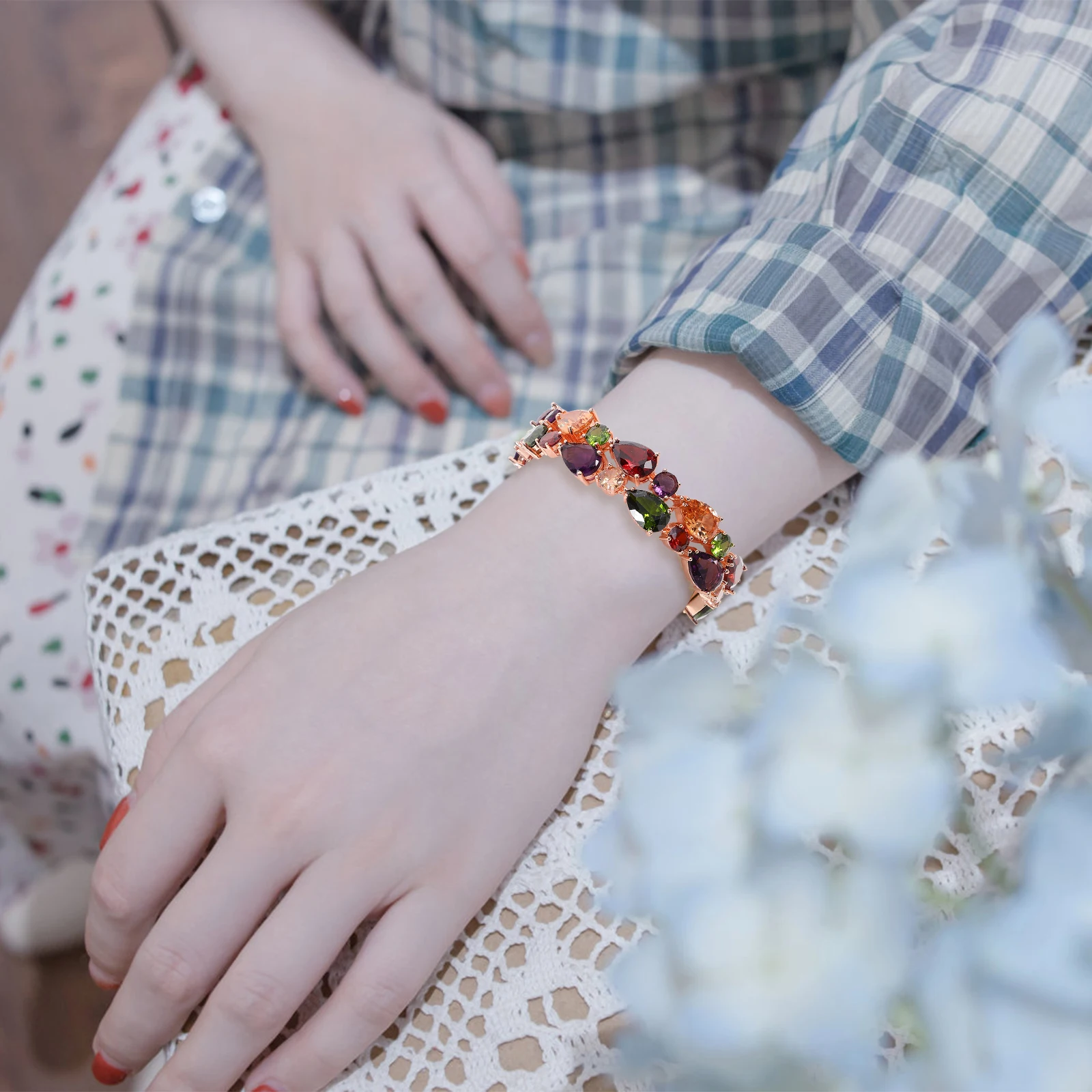 

Creative Colorful Zircon Bracelets Crystal Tennis Wrist Chain Fashion H Jewelry Decor Delicate Bracelet Woman Wrist Chain
