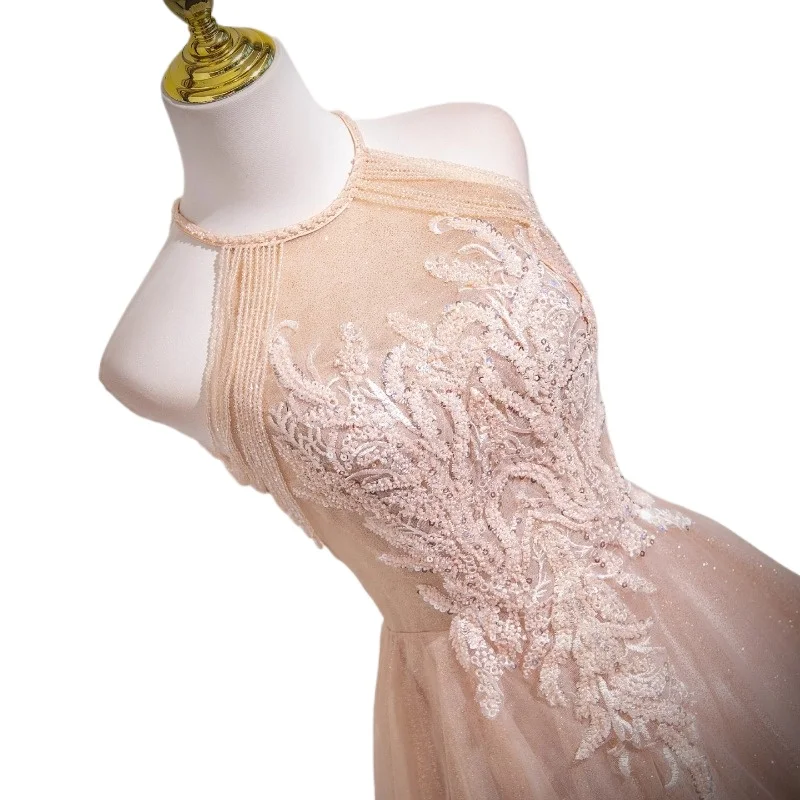 Abito da sera Collo rosa appeso Donna 2026 Nuovo banchetto di compleanno Abito da fidanzamento per matrimonio Vocale Host di riunioni annuali di fascia alta