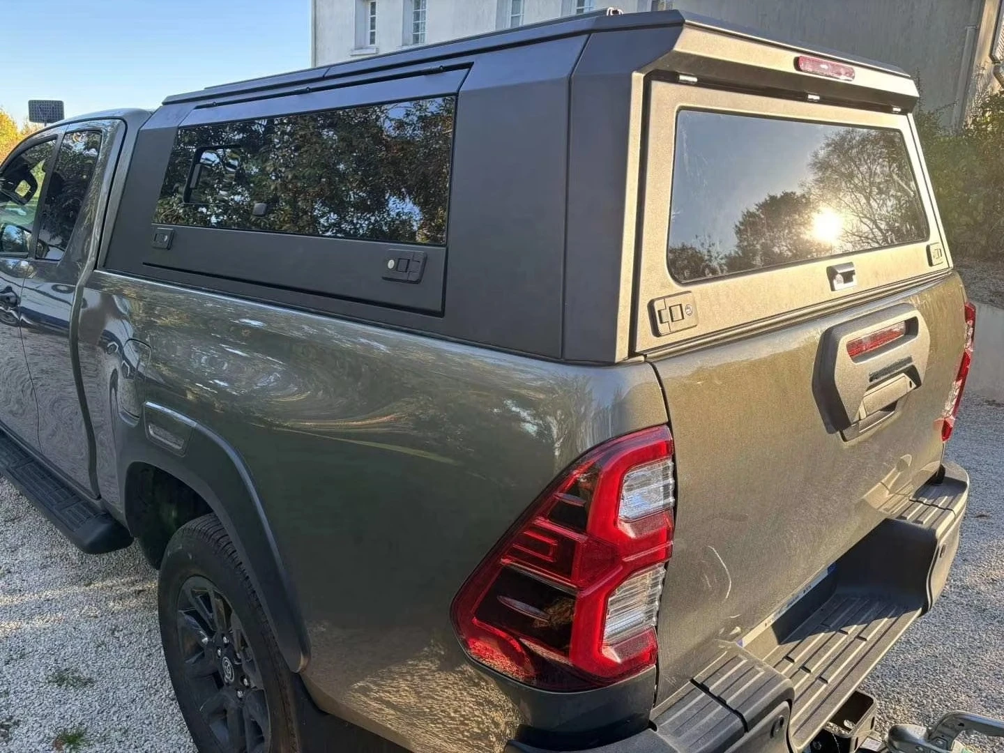 

Topper Camper Pickup 4x4 Pickup Truck Dmax Canopy For Mazda BT50 Toyota Hilux Vw Amarok Toyota Hilux