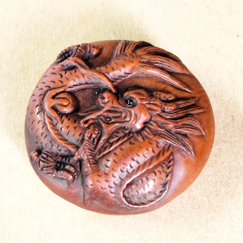

GX678 - 20 Years Old 1.6" Hand Carved Boxwood Netsuke - Dragon Pendant Bead