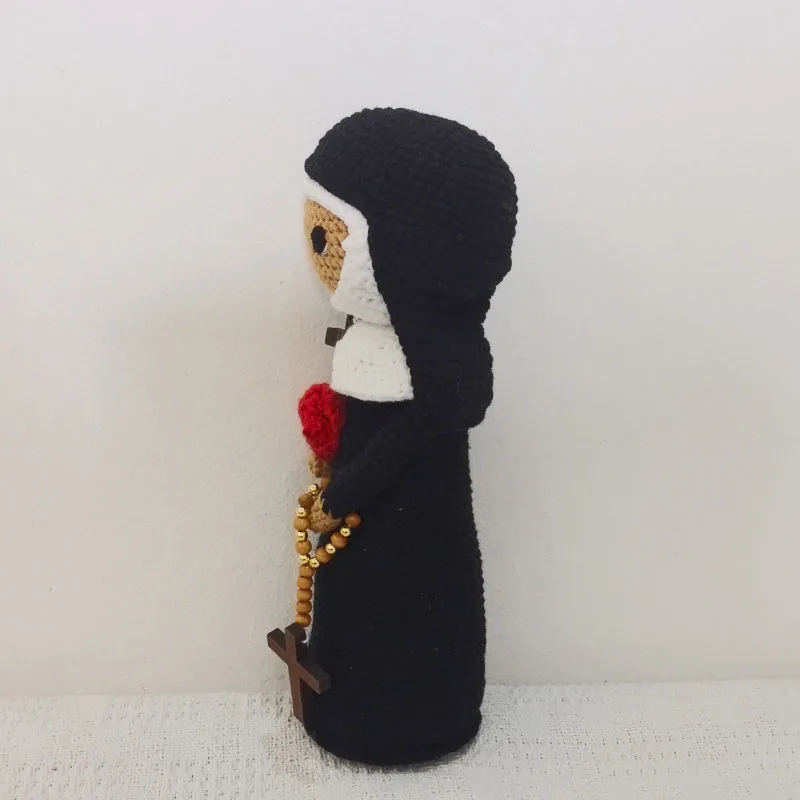 ตุ๊กตาซานต้าเทเรซิต้าแฮนด์เมด - Little Saint Therese Amigurumi - ของขวัญวันพ่อและคริสต์มาส