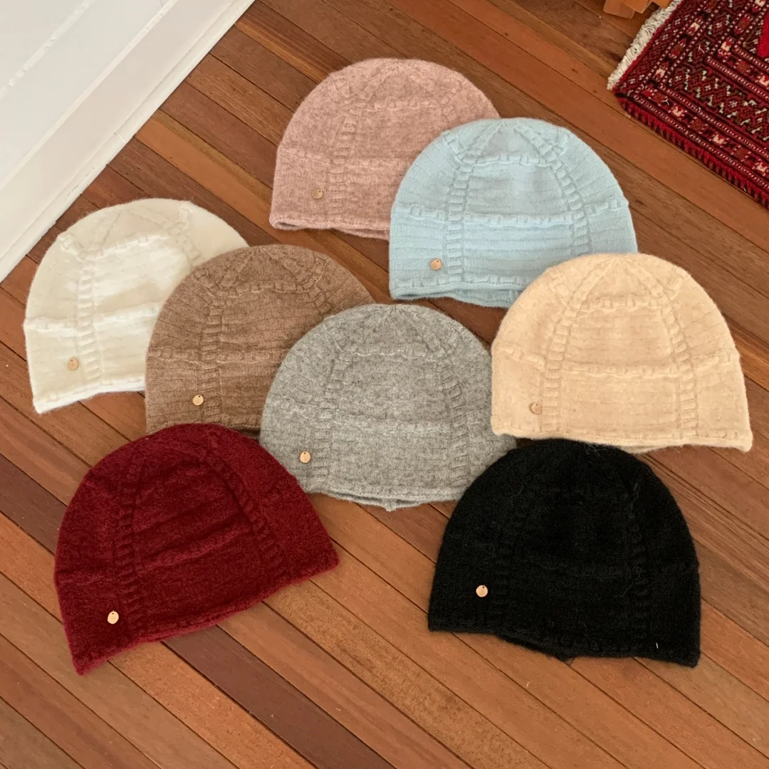 2026 new Winter Unisex Cashmere Hats Outdoor Casual Keep Warm Solid Color Cashmere Knitted Beanie Hat Women /Men Hedging Caps