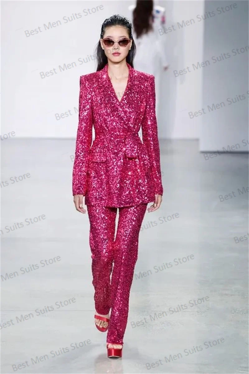 Rose Red Sequins Mulheres Ternos Set Blazer + Calças 2 Peças Jaqueta Com Cinto Formal Negócios OL Lady Prom Dress Casaco Custom Made