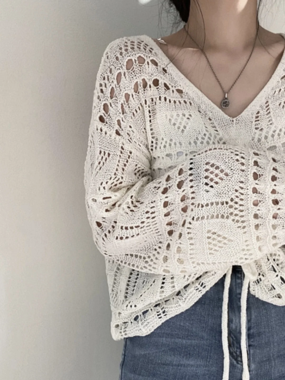 Women's Short V-Neck Knitwear Hollow out Drawstring T-Shirt Thin Summer Spring Sun Protection Loose Top Comfortable Fit