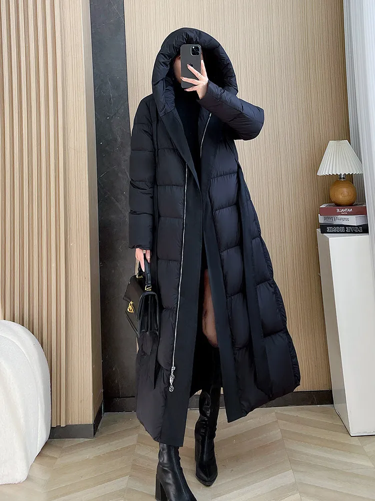 Winter New Long Style Black Down Coat Women‘s Hooded Thickened Elegant Warm Luxurious Knee Length Goose Down Parka Jacket