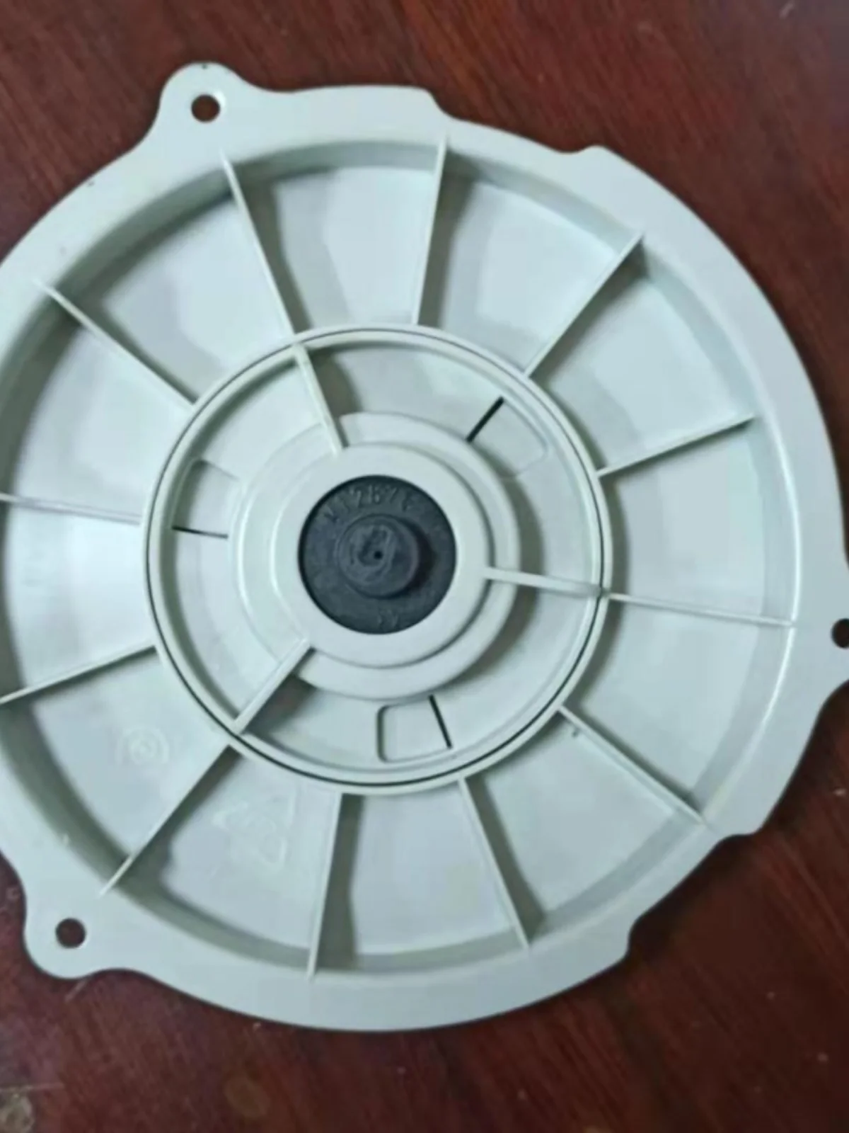 

Для Haier цилиндрический вертикальный кондиционер, внутренний ролик/колесо вентилятора, резиновая крышка подшипника/кронштейн 0010207153