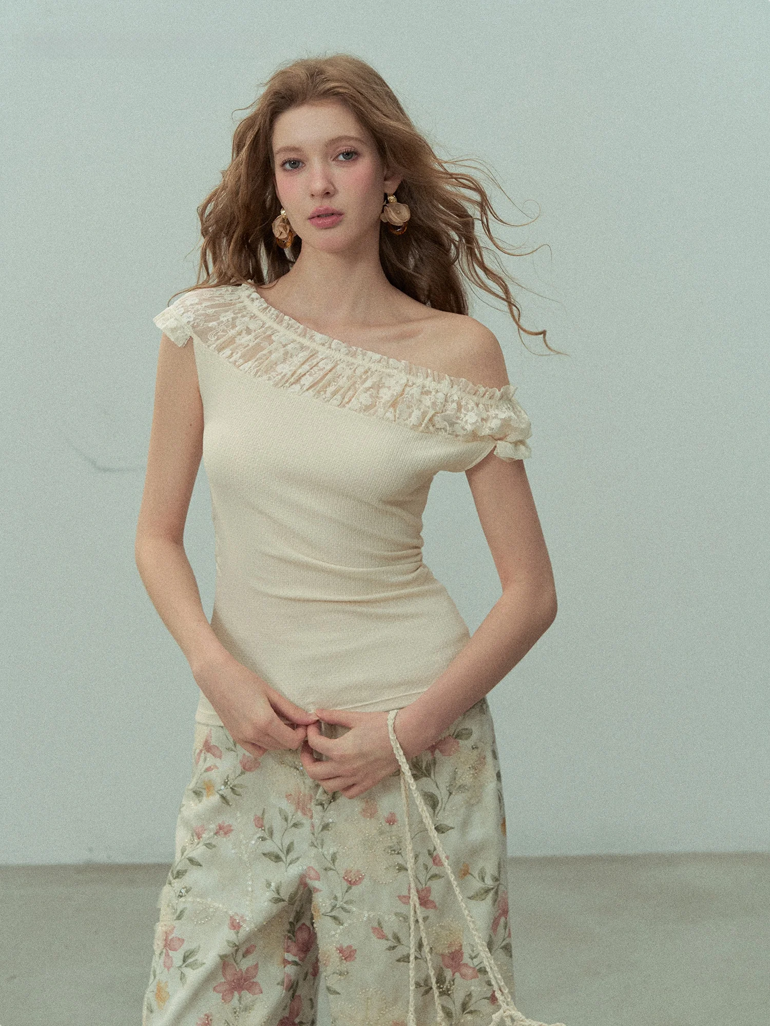 Stunning Large round Neck One Shoulder Lace Trim Top LulusMiracle RuiJianHuaXu Casual Style Short Sleeve Cotton Blend