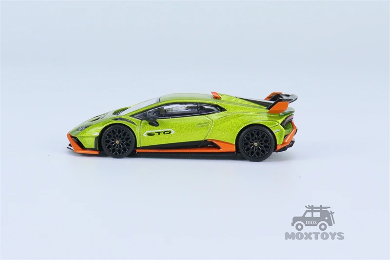 MINI GT 1:64 Huracan STO Verde Citrea LHD Diecast Model Car