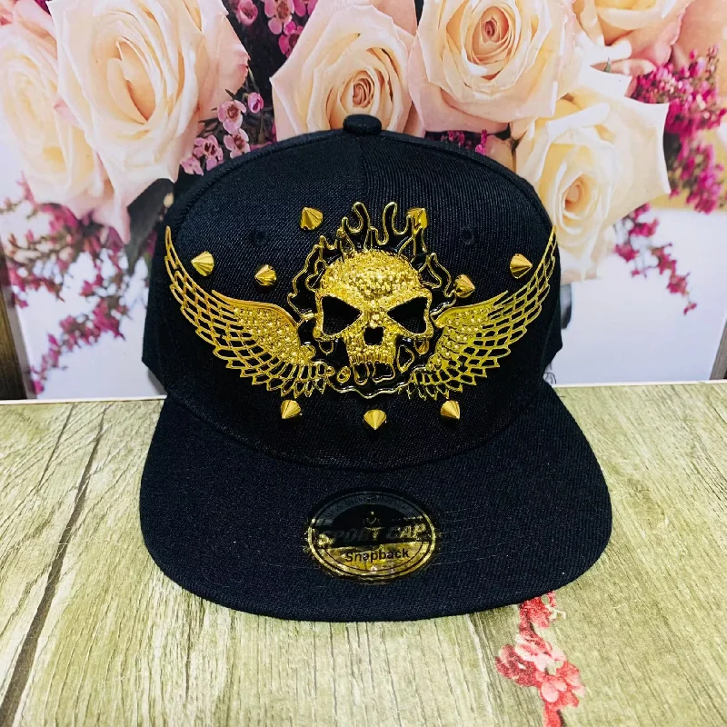 

Men's And Women's Metal Rivet Skull Wings Flat-brimmed Cap Fashion Cap Hip Hop Hat Punk Cap Hip-hop Cap Baseball Cap