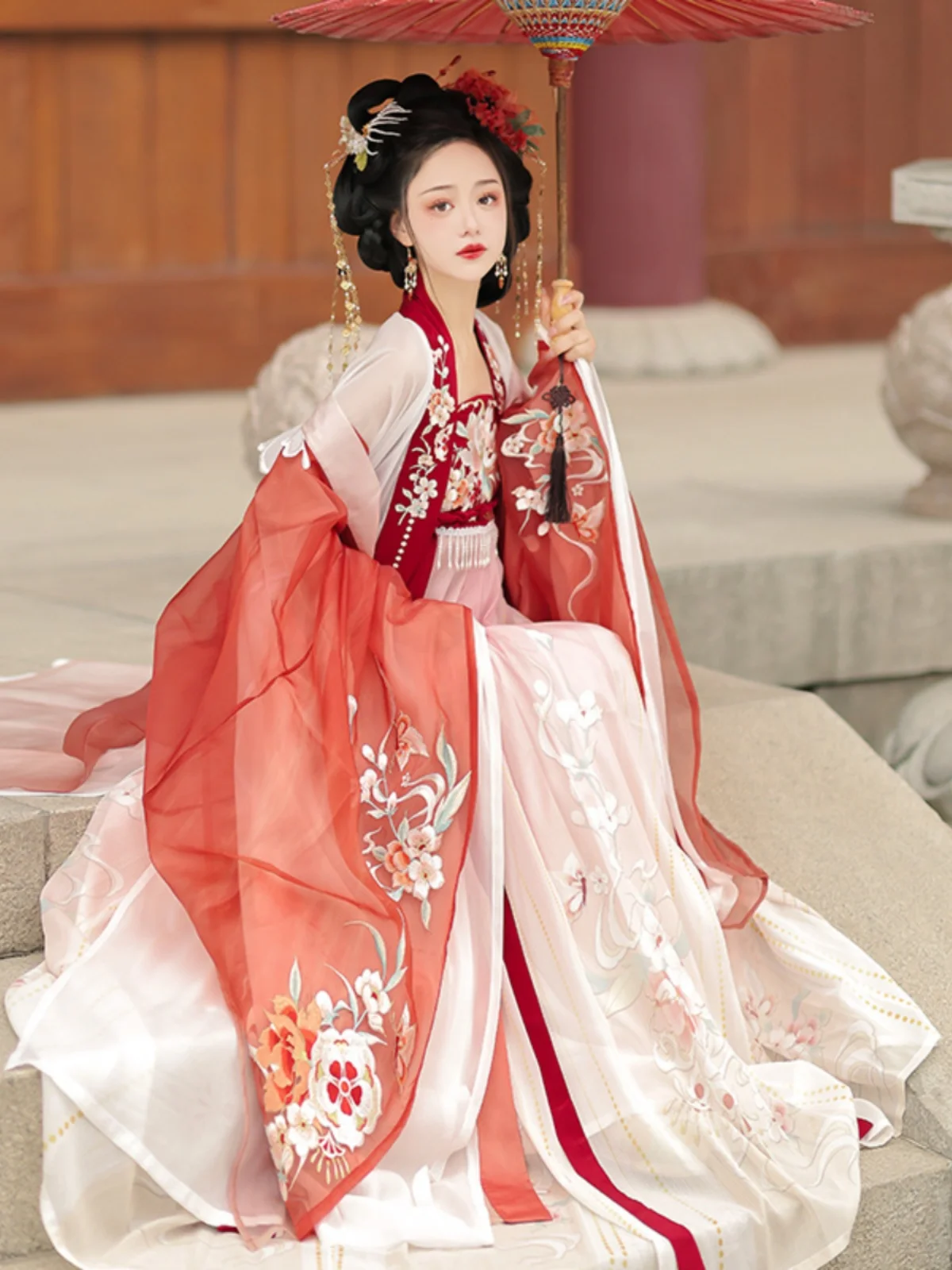

Nanxiang Jin Xia Tang Dynas Sle Hanfu Women's Improved Version Heavy Embroidery Hua Tao Xian Han irt Skirt Set