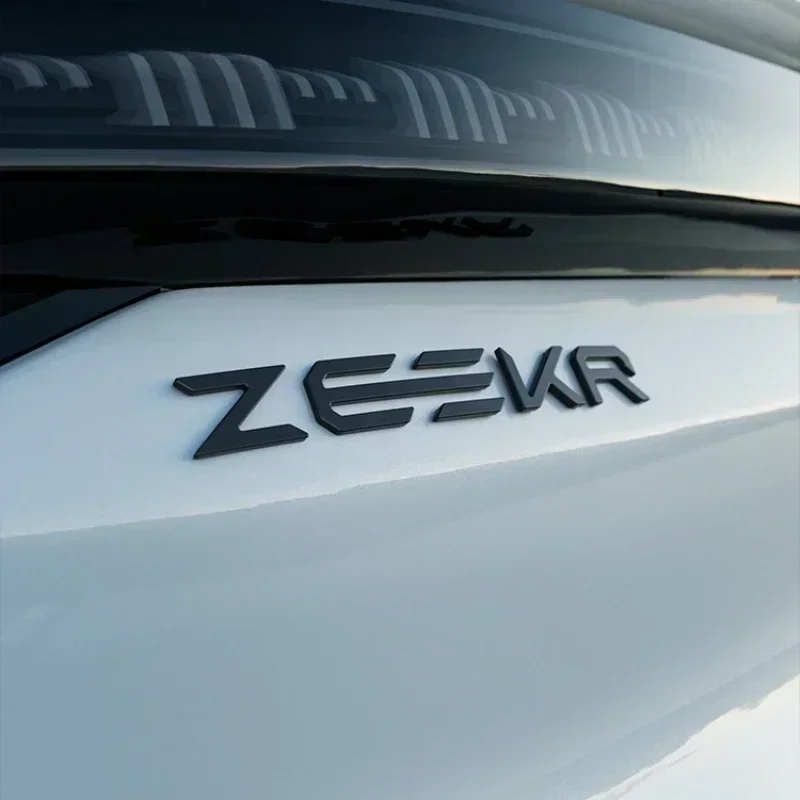 

Для Zeekr 001/007/X специальная модификация матовый металлический автомобиль украшение задней двери наклейка надпись модификация автомобильные аксессуары