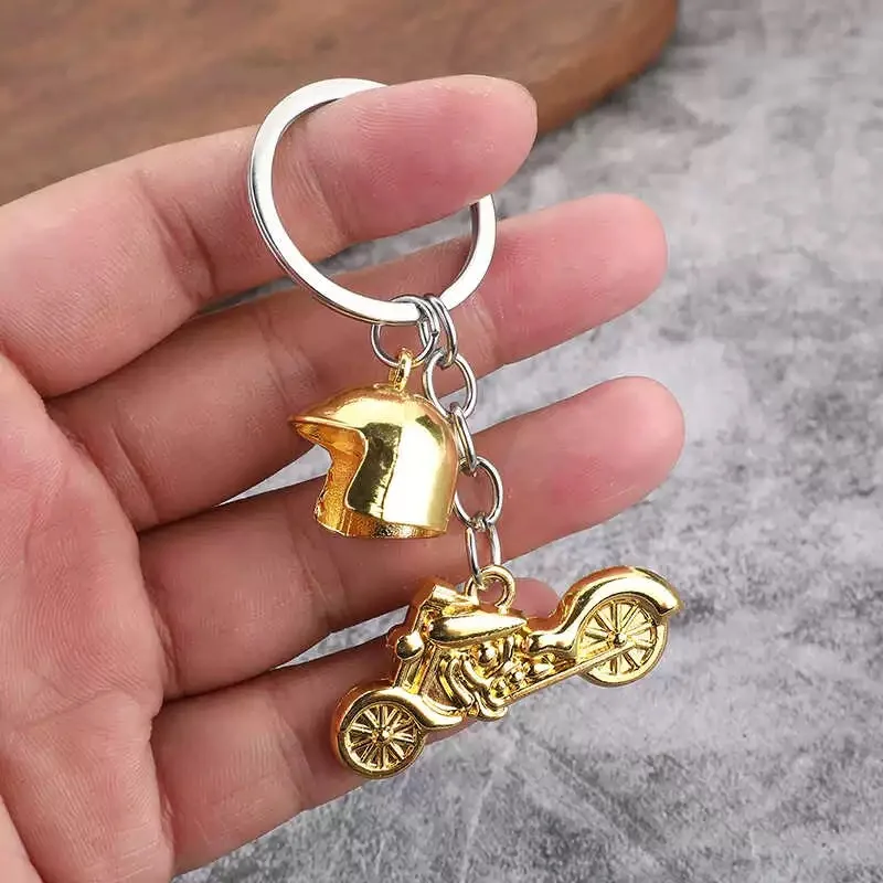 Motorcycle Helmet Keychain Metal Racing Moto Key Chain Motocross Keyring Bags Pendant Creative Keys Accessories