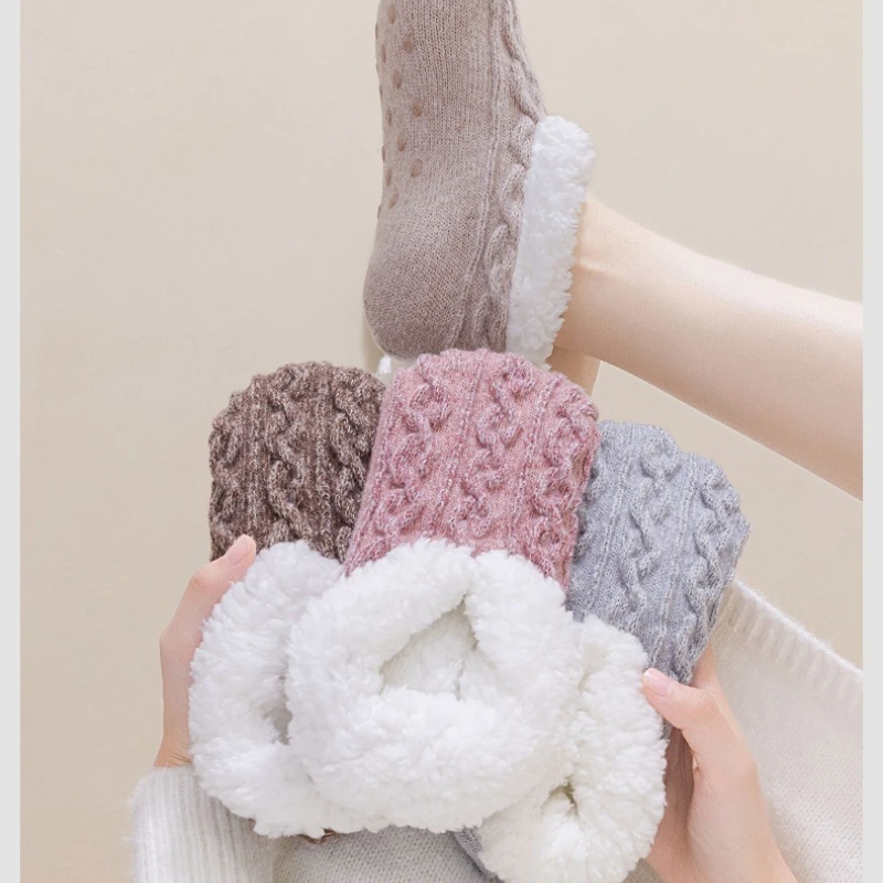 1/5 Paar Freizeit-Socken, bequem, dick, warm, für den Winter, neue Bodensocken, modisch, vielseitig, rutschfest, einfarbig, einfache Heimsocken