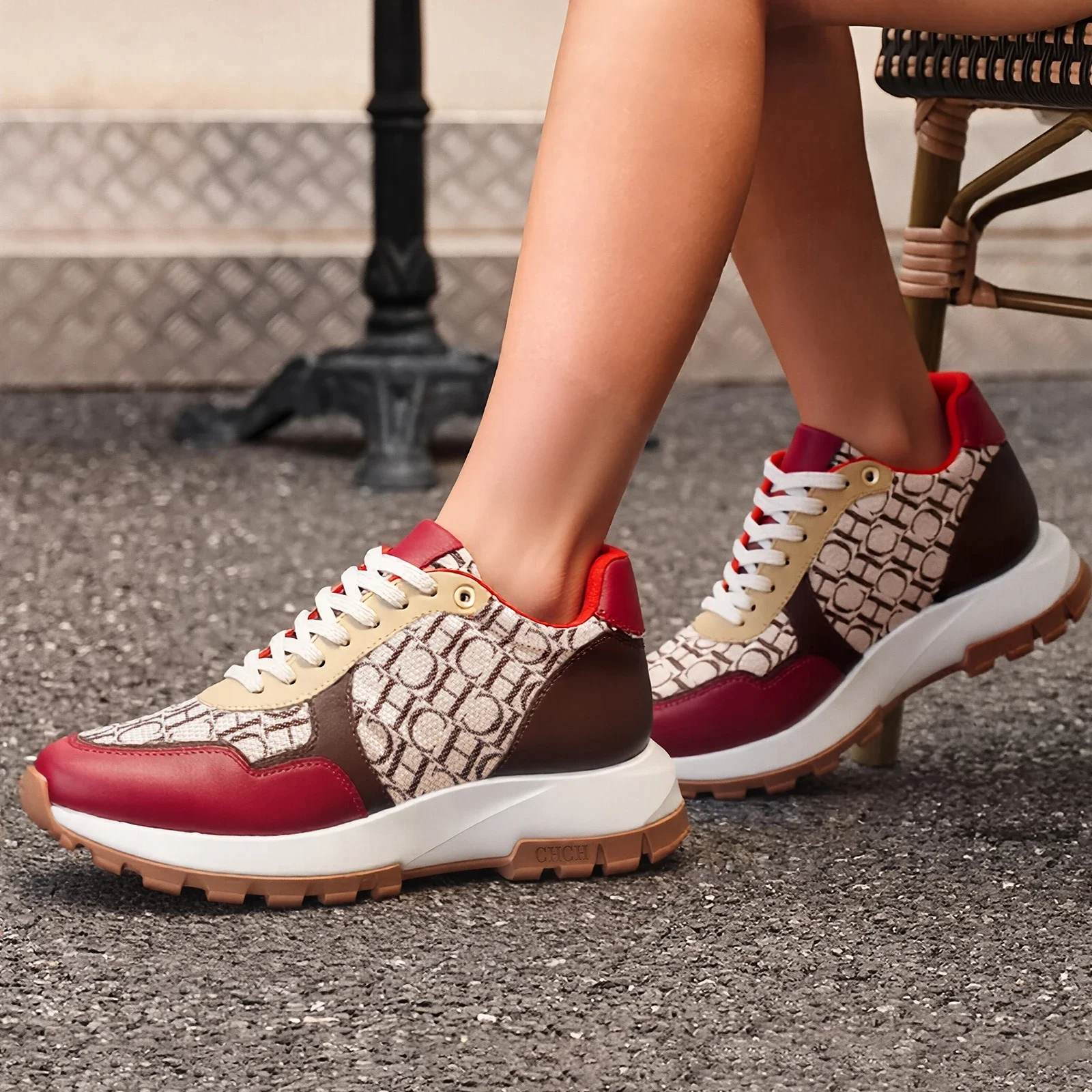 Women's Shoes 2026 Fall/Winter New Arrivals Balanced Luxury Brand Women's Casual Sneakers Shock-Absorbing Comfort Running Hiking