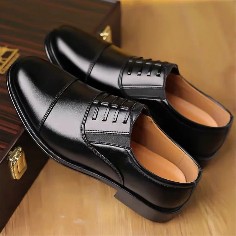 Leather Shoes Men's Spring Fashion Soft Slip Resistant Wear-resistant Midlife Dad Shoes Adult Gentleman Single Shoes Men Shoe PU