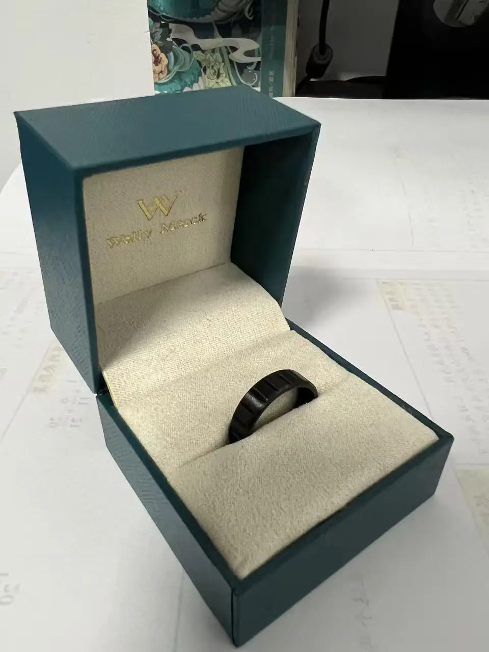 Welly Merck Luxury Jewelry Box – Elegant Dark Green Leather - Like Case with Gold - Embossed Logo, Perfect for Storing Rings, Ne