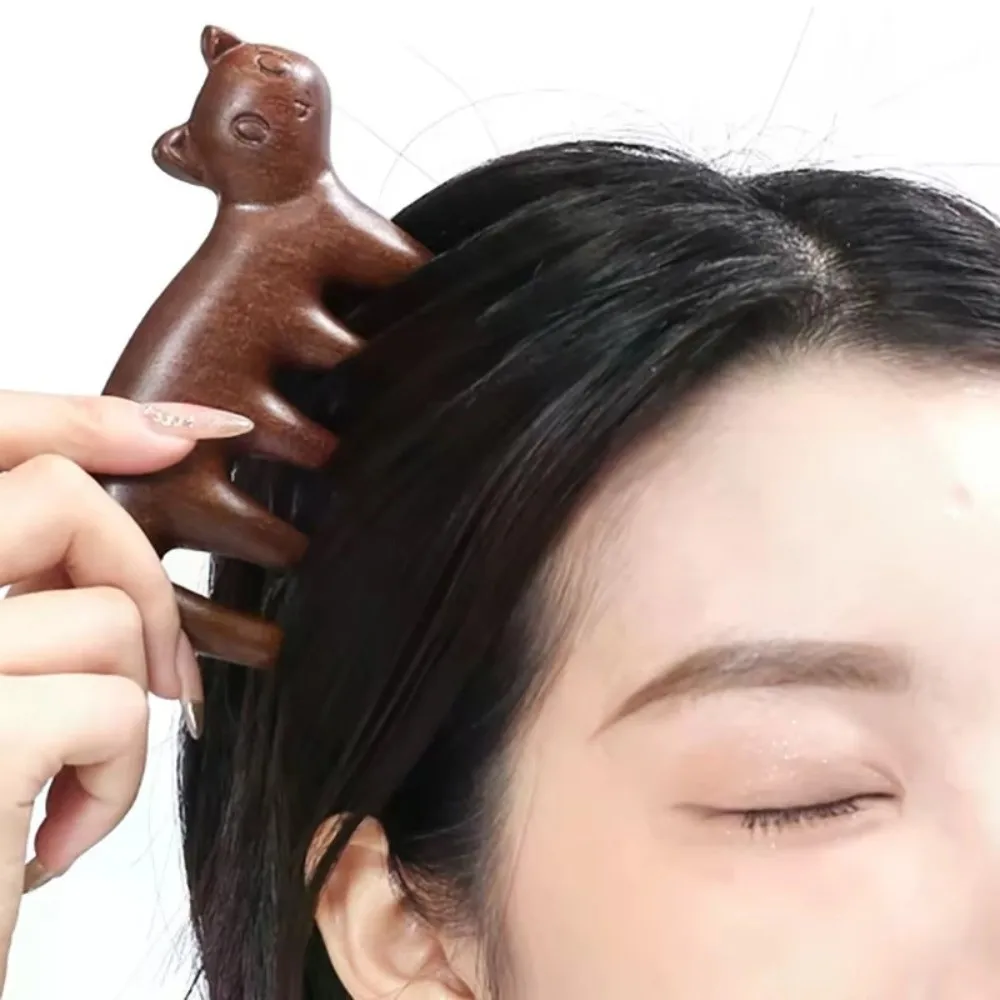 Peigne à cheveux en bois de santal en forme de chat, taille portable, fait à la main, peigne à cinq dents, aide à la circulation sanguine, peigne de massage multifonctionnel en bois