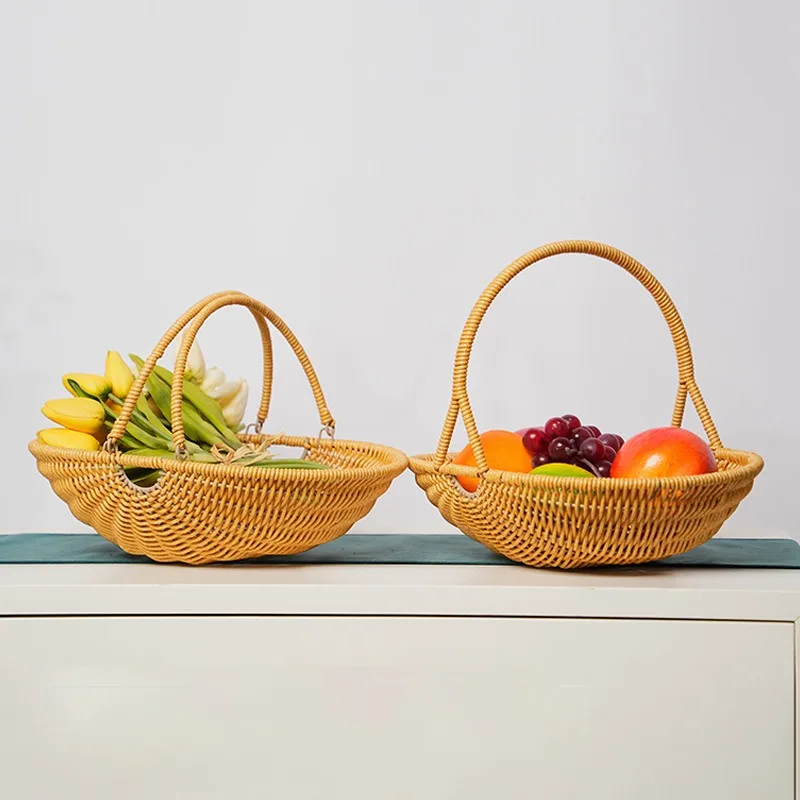 Plastic Imitation Rattan Woven Hand Basket Outdoor Picnic Picking Vegetables and Fruits Kitchen Living Room Egg Snack Basket view 4
