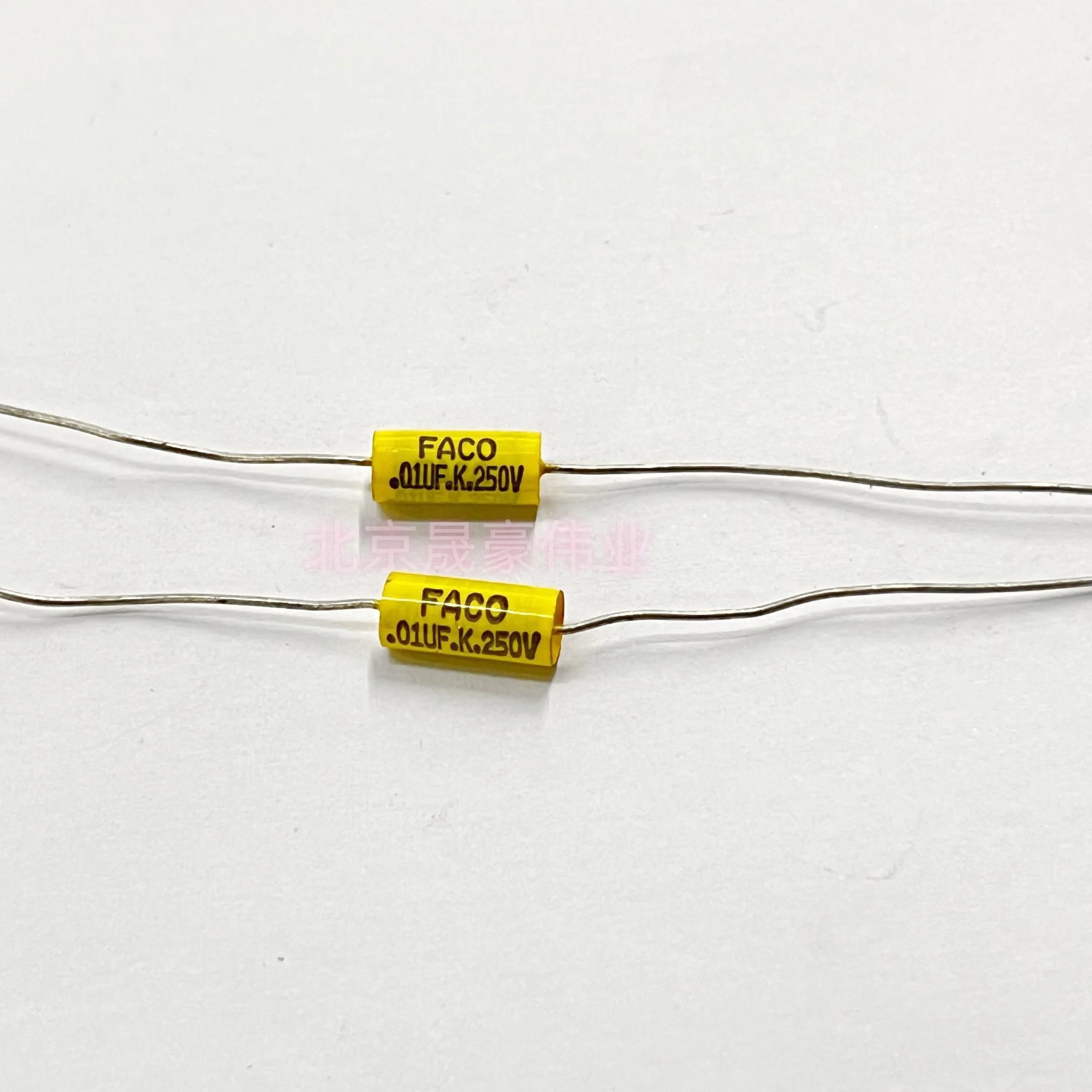 5PCS 250V103k 250V10NF 0.01UF axial non-inductive capacitance axial thin film capacitance volume: 5 * 10mm