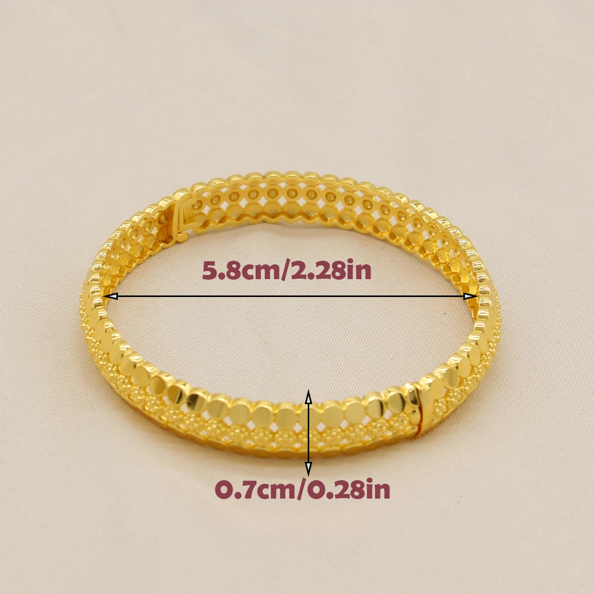 Middle East 1pcs Copper gold-Plated Bangles Dubai Fashion Jewelry For Summer Women Party Gift