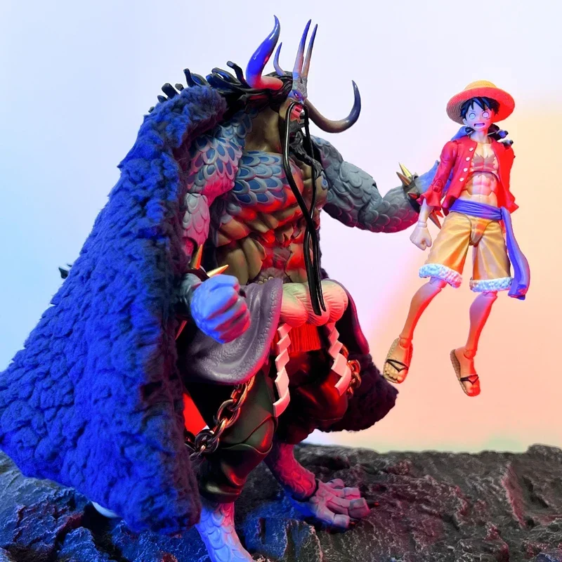 In Stock High Quality SHF One of The Four Emperors Beast Kaido Blue Cape for Action Figure Body Model Toys with No Model