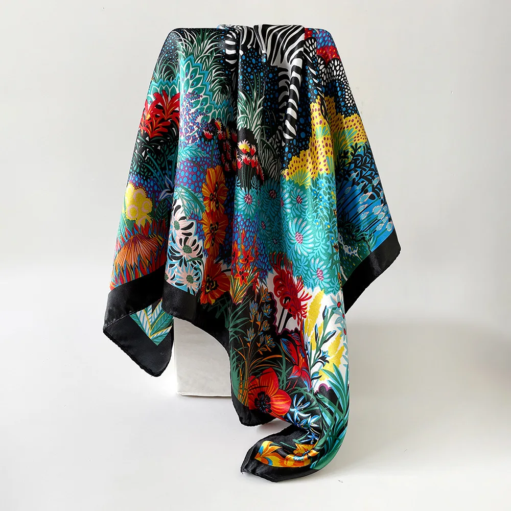 Pañuelo Seda Lujo Mujer Estampado Satinado 90x90cm - usage example
