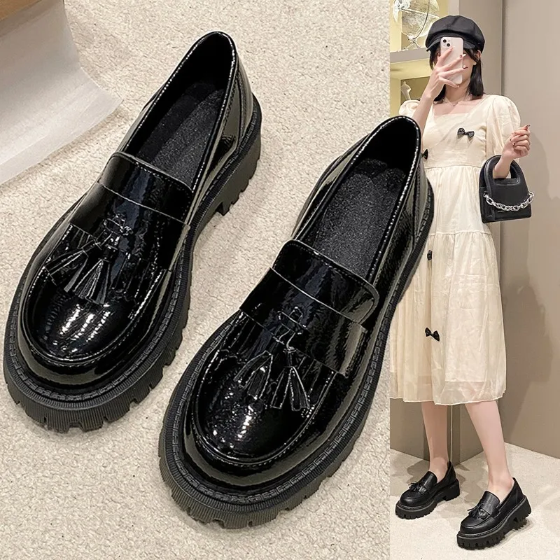 Women\'s Spring Shoes 2024 New British Style Tassel College Retro Single Shoes Large-Sized Female Home Office Loafers