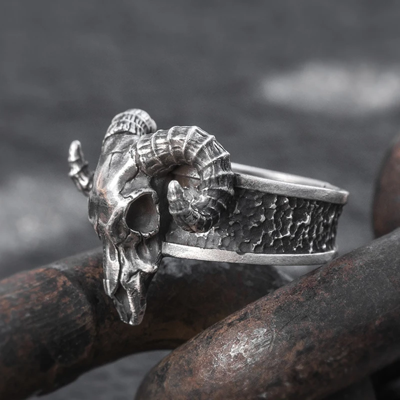Vintage Retro Punk Skull Devil Horn Rings For Men Women Couples Personality Party Hip Hop Claw Ring Jewelry