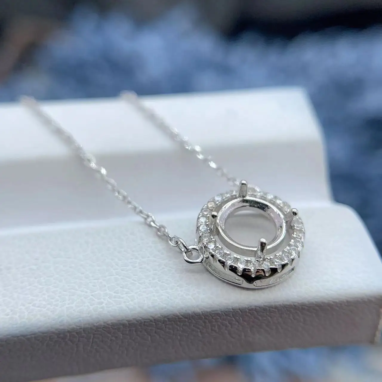 

MeiBaPJ Inlay Round 6*6/7*7/8*8/9*9mm S925 Sterling Silver Exquisite Full Diamond Necklace & Pendant Setting Women Charm Jewelry