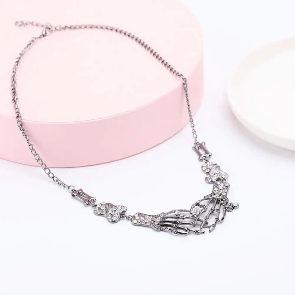 Halloween Women Necklace Handbone Rhinestones Jewelry Vintage Shining Punk Gothic Skull Bone Hand Claw Clavicle Chain Collares