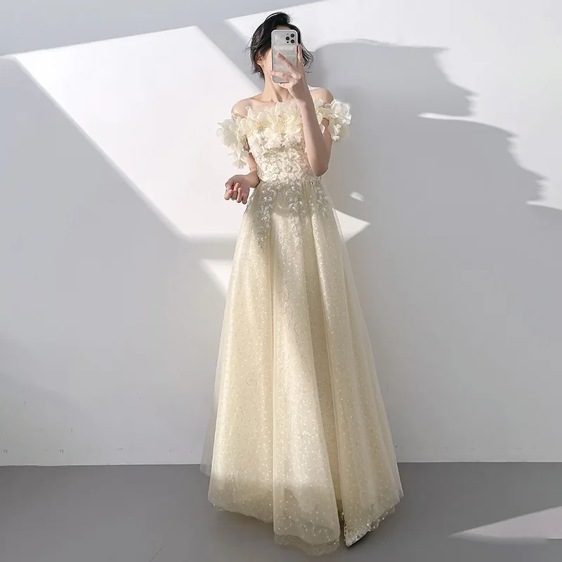 2025 novo verão feminino um ombro champanhe vestido de noite elegante, magro, doce banquete desempenho anfitrião vestido