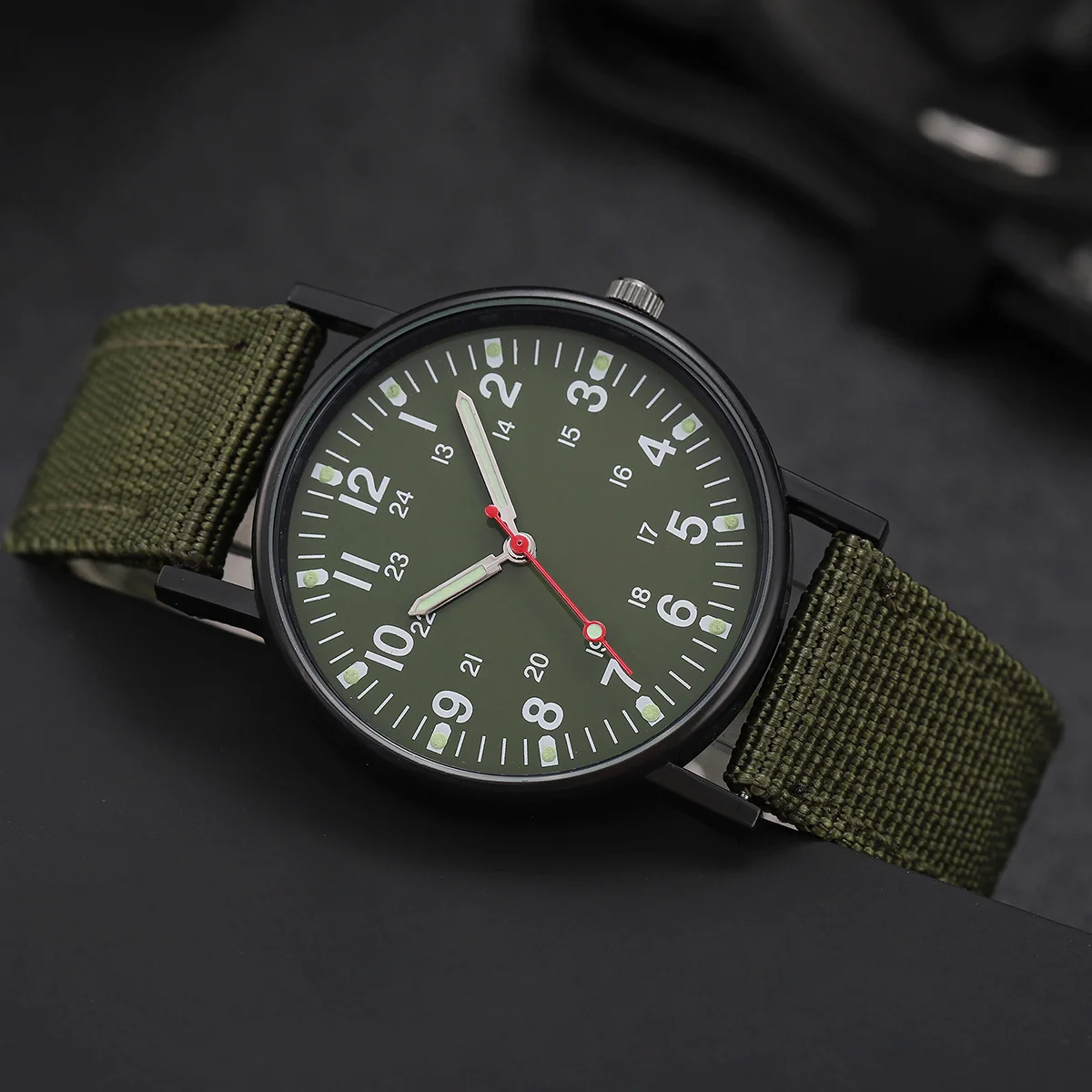 Casual Nylon Band Men Sports Watches Anlog Quartz Military Wristwatches Relogio Masculino Reloj Hombre