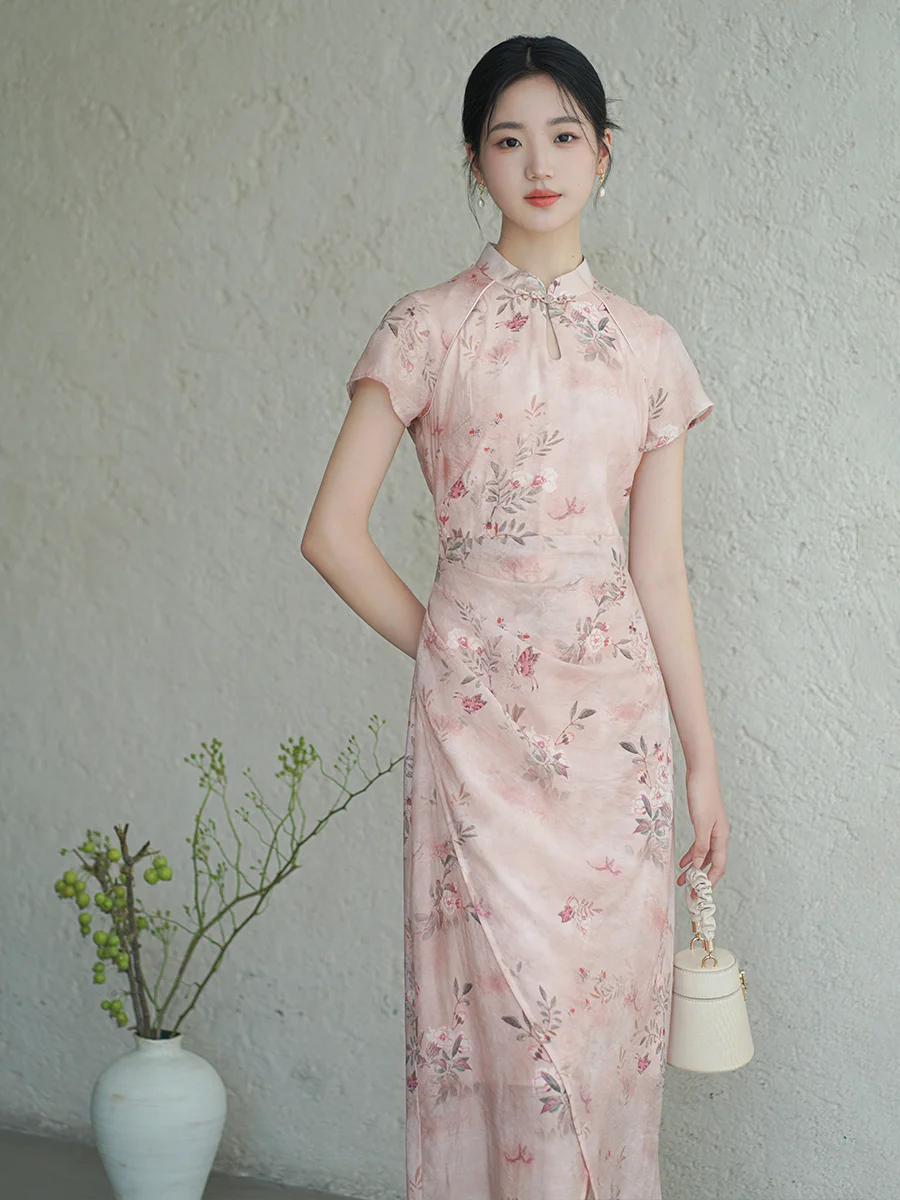 

Новое китайское платье-ципао с цветочным принтом, длинное, женское, с коротким рукавом, в стиле ретро, элегантное, в национальном стиле