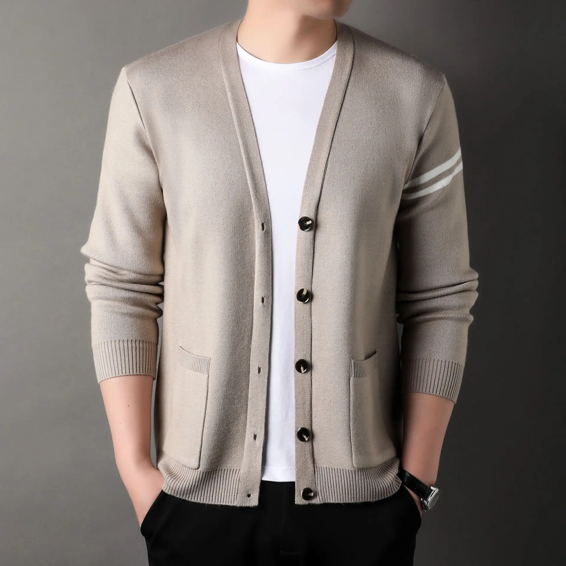 

2024 Autumn Men's Knitted Cardigan New Youth Fashion Casual Sweater