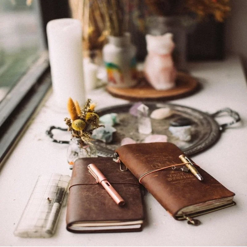 Flaws Cheap Cowhide Notebooks Travel Notebooks Loose Leaf Diaries Vintage Notebooks Account Books Student Office Supplies Gifts