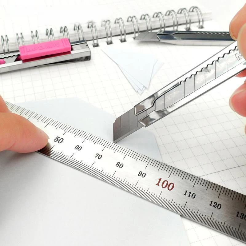 M&G Kleines Bastelmesser aus Metall, multifunktionales Tapetenmesser aus Edelstahl, tragbarer Brieföffner für Büro und Heimgebrauch