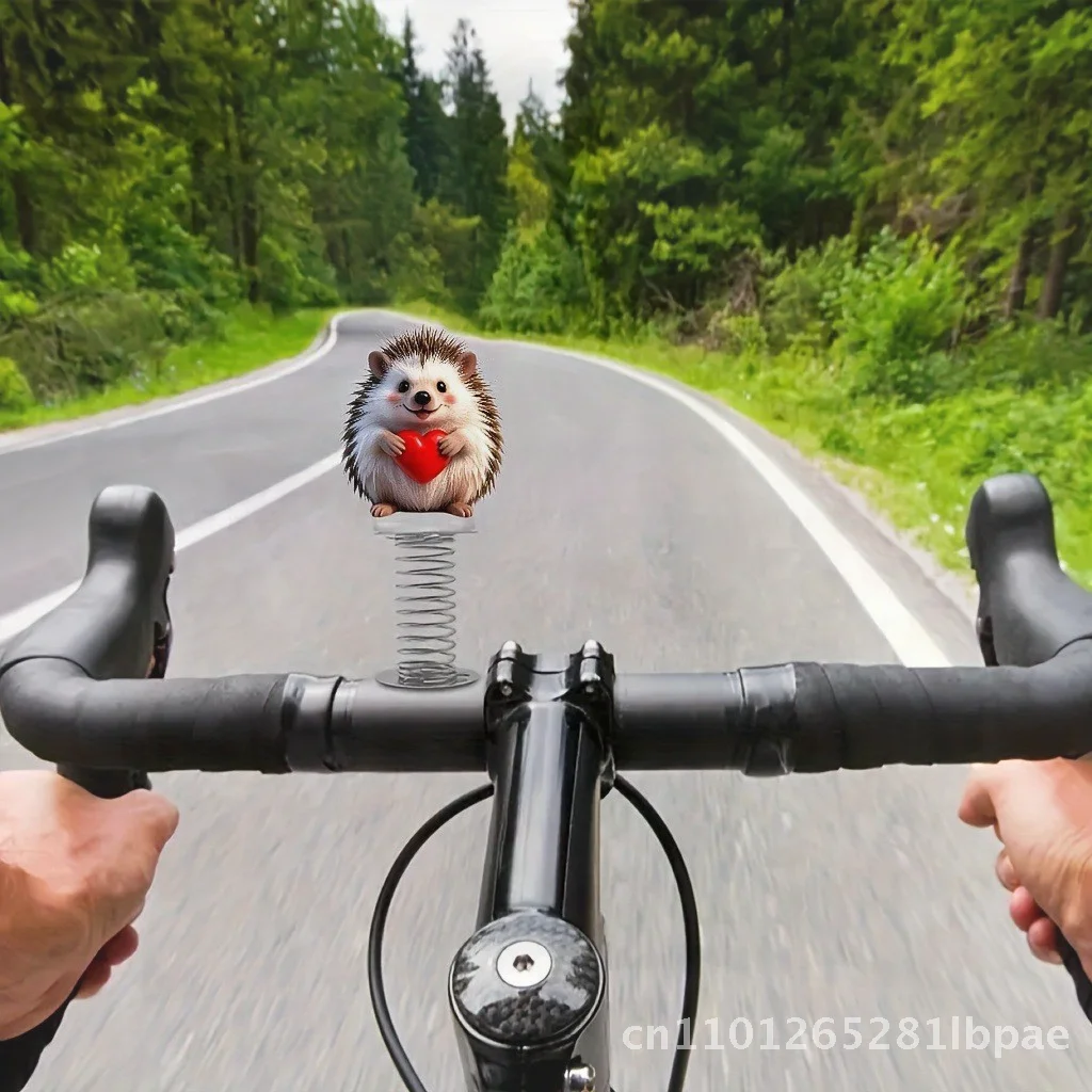 

Cartoon Acrylic Little Hedgehog Car Spring Shaker 6x4cm Modern Art Bicycle Decoration Flat Shaking Ornaments for Parties And