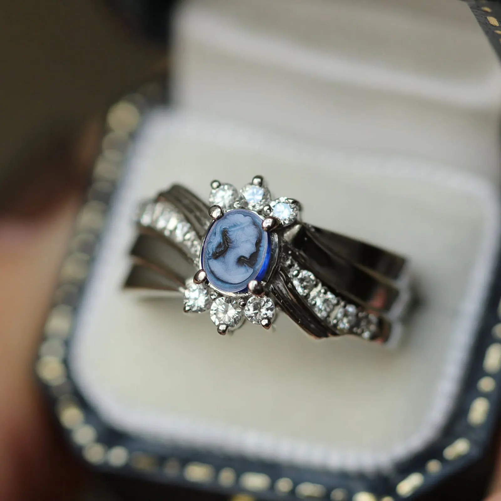 

48Pcs Resin Beauty Head Accessories DIY Decoration Embossment Flat Back Cabochon Beads for Jewelry Making Phone Case Decor