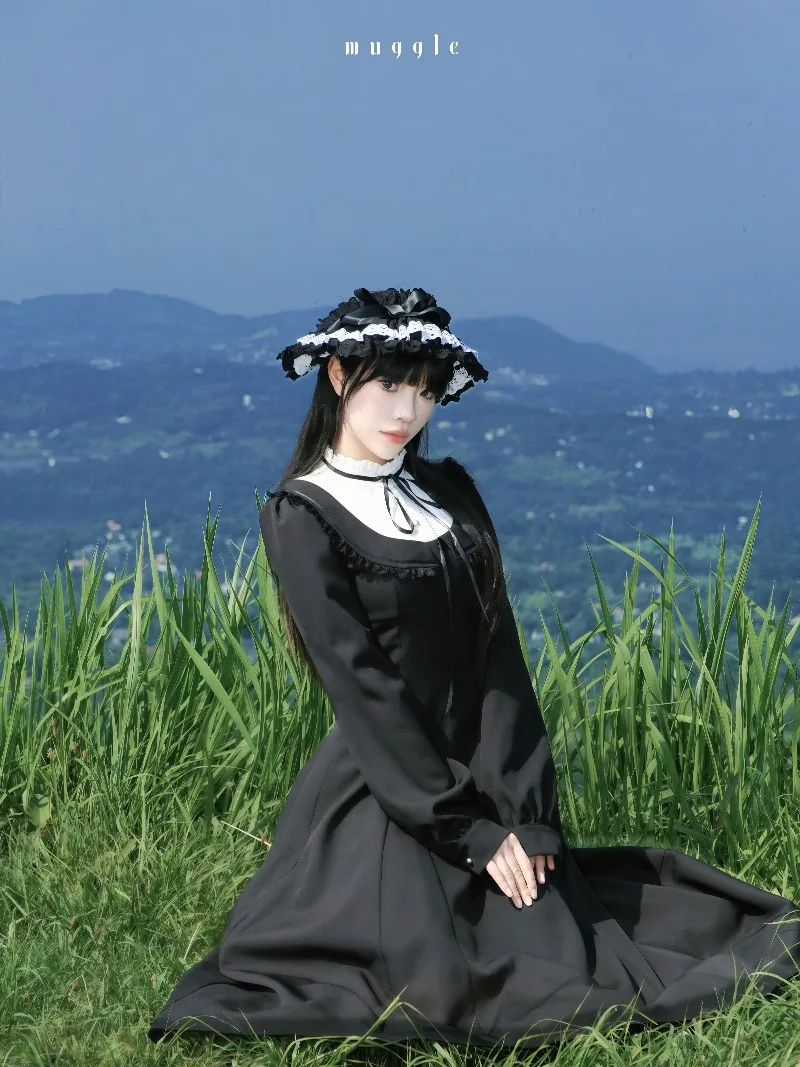 French Vintage Dark Black Style Dresses 2025 Autumn Winter New Elegant Chic Waist-Cinching Lace Long Dress Women's Vestidos