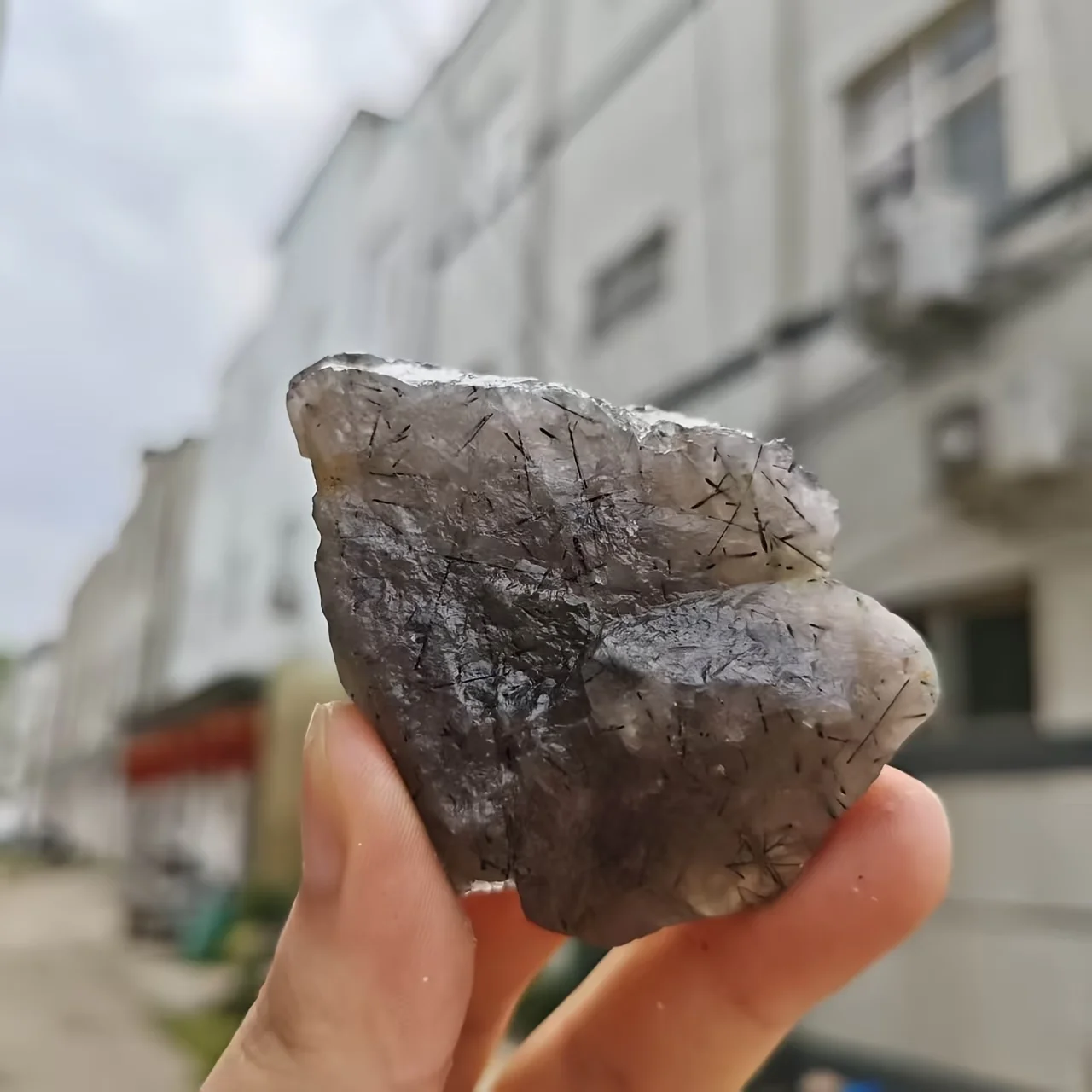 Bloc de cristal brut de quartz rutile noir, pierre minérale naturelle, ornement de bureau, collection, cadeau