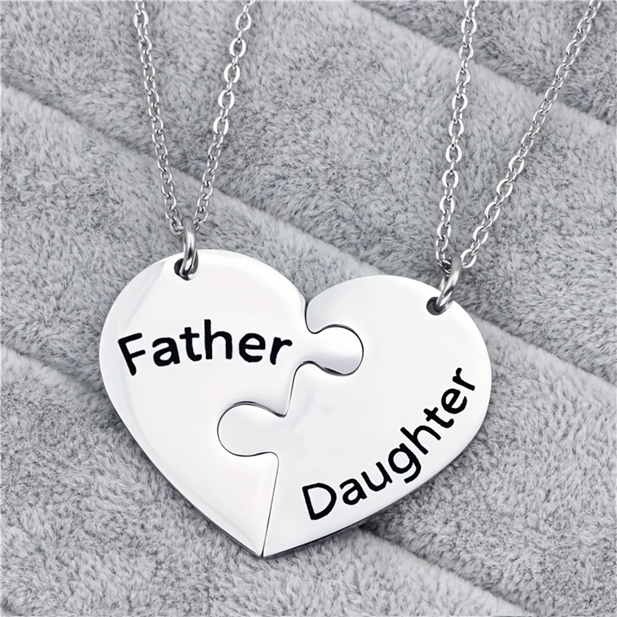 2 pieces of stainless steel Father Daughter brother sister puzzle heart-shaped pendant necklace