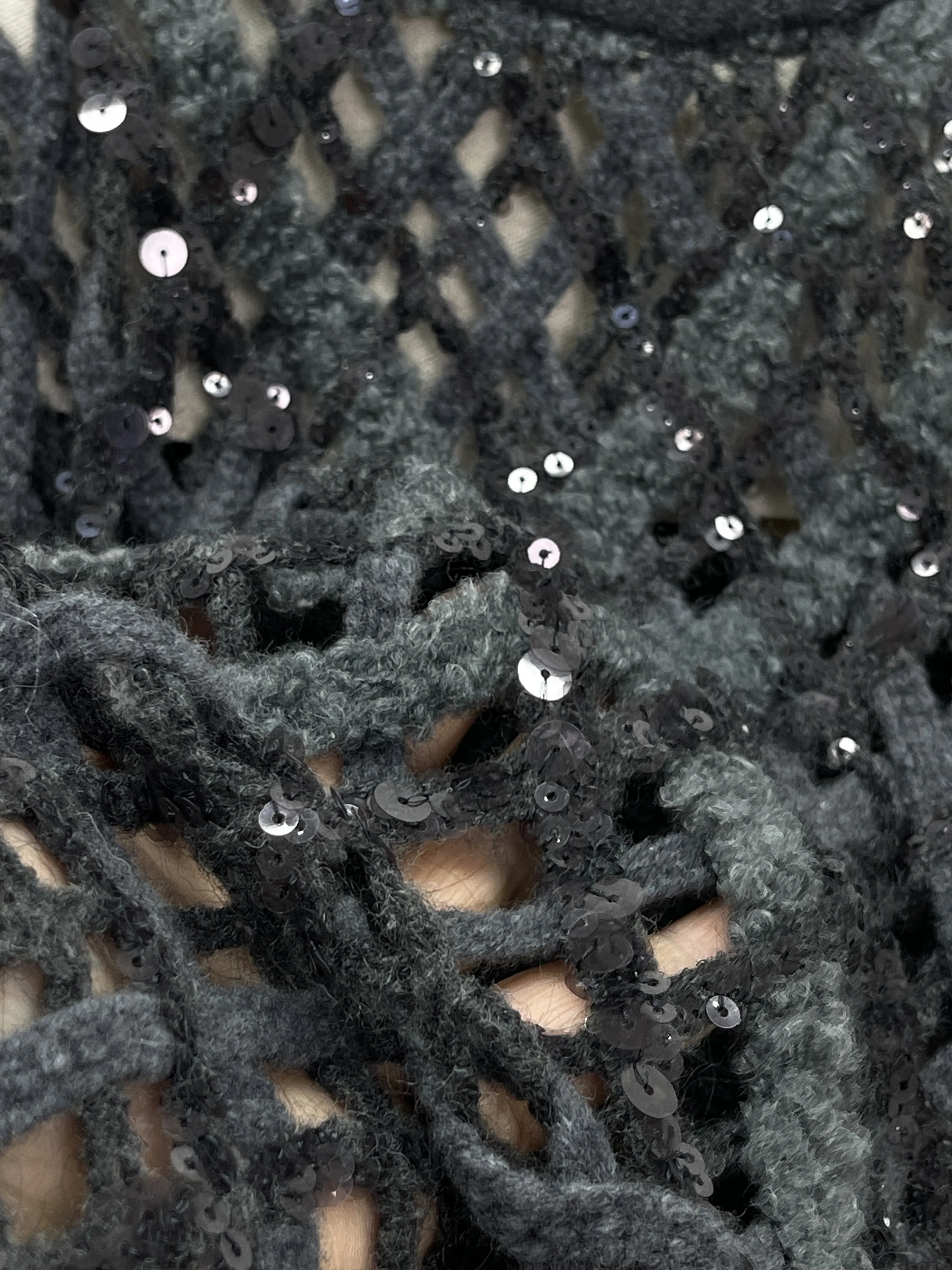 

New Autumn/Winter High-Quality Sequined Round Neck Hollow Knit Women'S Clothing