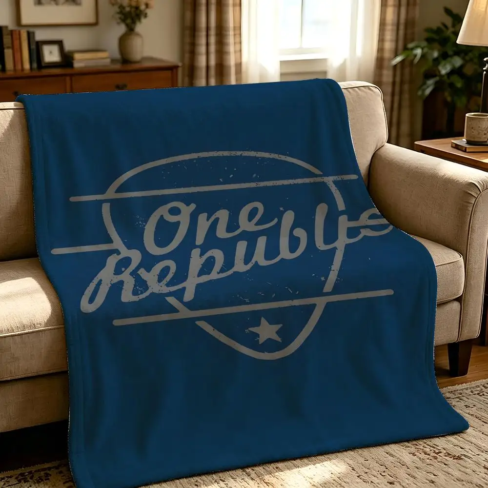 music O-One Republic-E Throw Thick Comfort Flannel Quilt, Multi-scene Use Indoor Outdoor Daily Nap