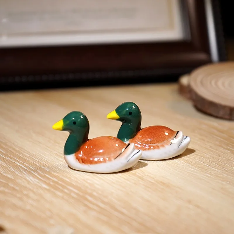 1PC Mini Green Head Duck Ceramic Ornament Cute Mini Animal Stress Relief Mood Soothing Decor For Office Desk Figurine Decoration