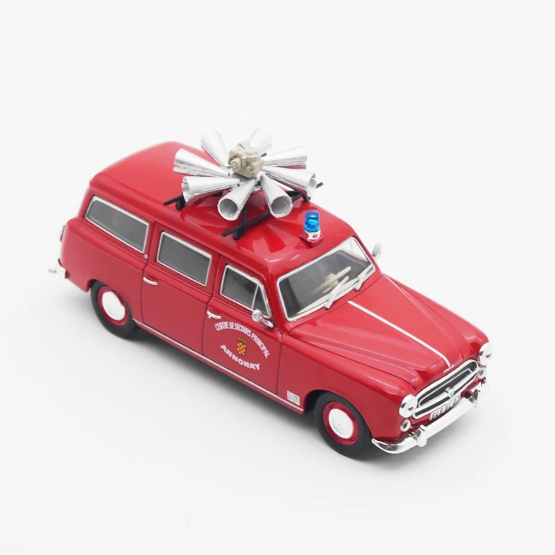 

Diecast 1:43 Scale IXO 403 Break Alloy Fire Truck Ambulance Car Model Simulation Toy Collection Gift Static Model Display