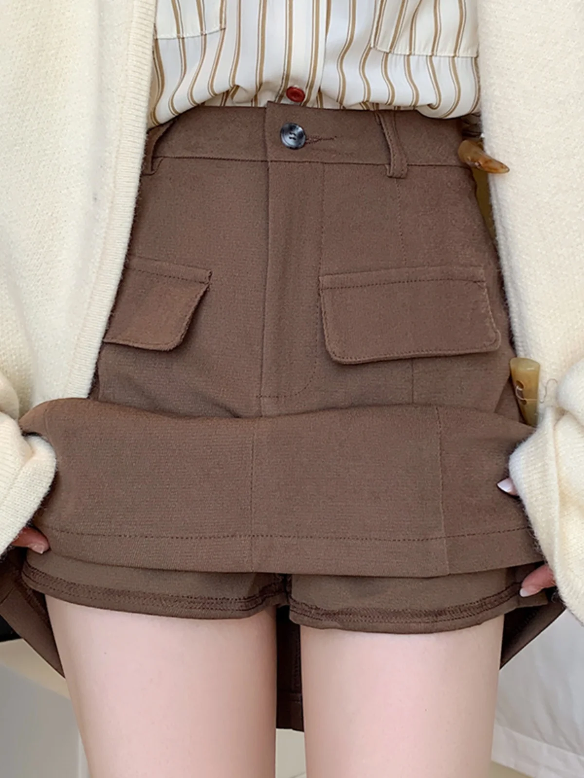 

plus Size High Waist Fleece Short Skirt Women's Workwear Style A-Line Skirt Bodycon Design Autumn Winter Coffee Color
