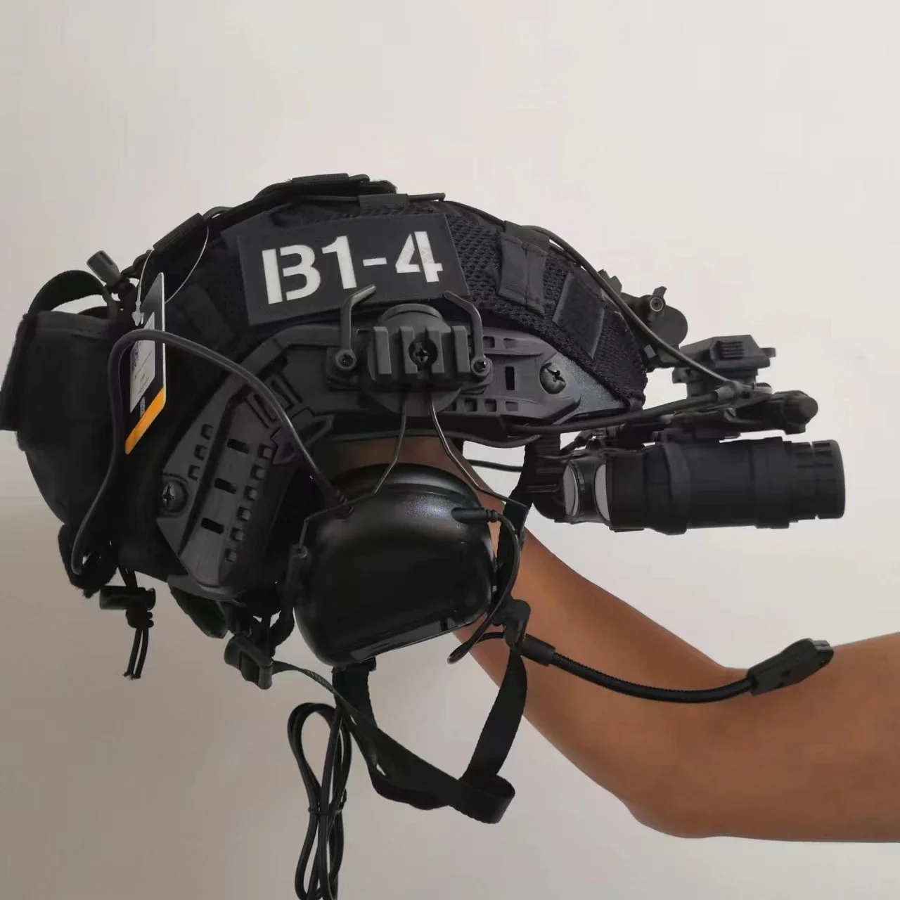 Casco táctico rápido con sistema de suspensión y arnés ajustable - imagen 2